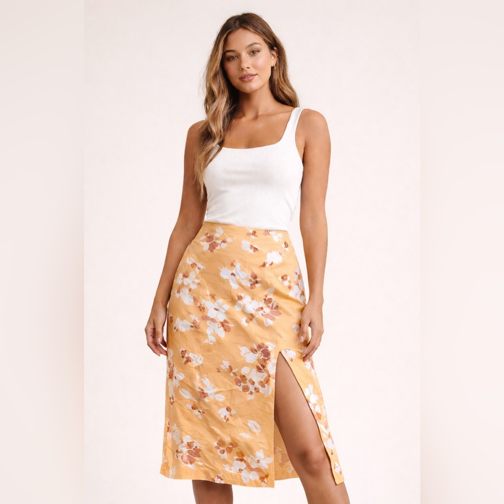 Abercrombie & Fitch Floral Pencil Skirt